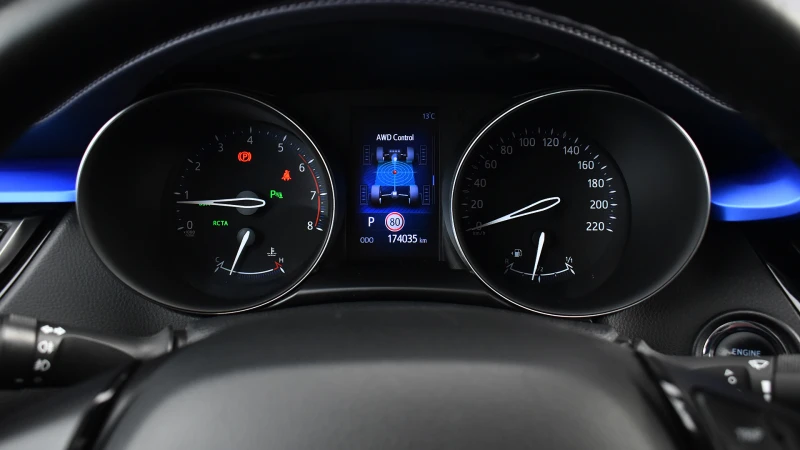 Toyota C-HR 1.2 Classy 4x4 Multidrive S, снимка 14 - Автомобили и джипове - 52334606