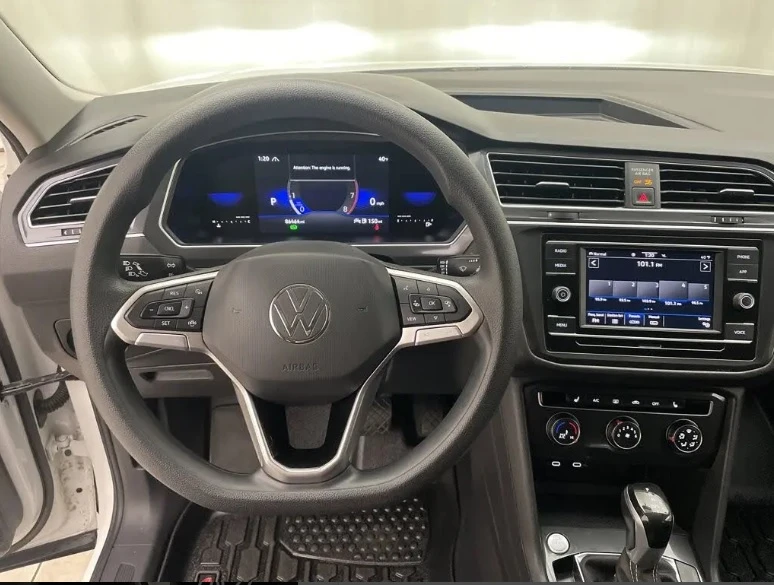 VW Tiguan 2.0 Tsi Allspace сервизна история, снимка 8 - Автомобили и джипове - 54773096
