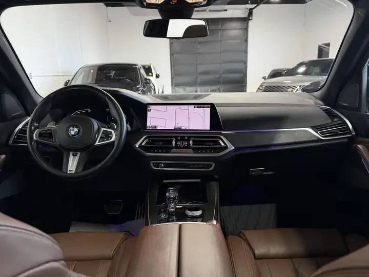 BMW X5 xDrive40 * M SPORT * CRYSTAL SHIFTER * CARFAX * , снимка 9 - Автомобили и джипове - 54826365