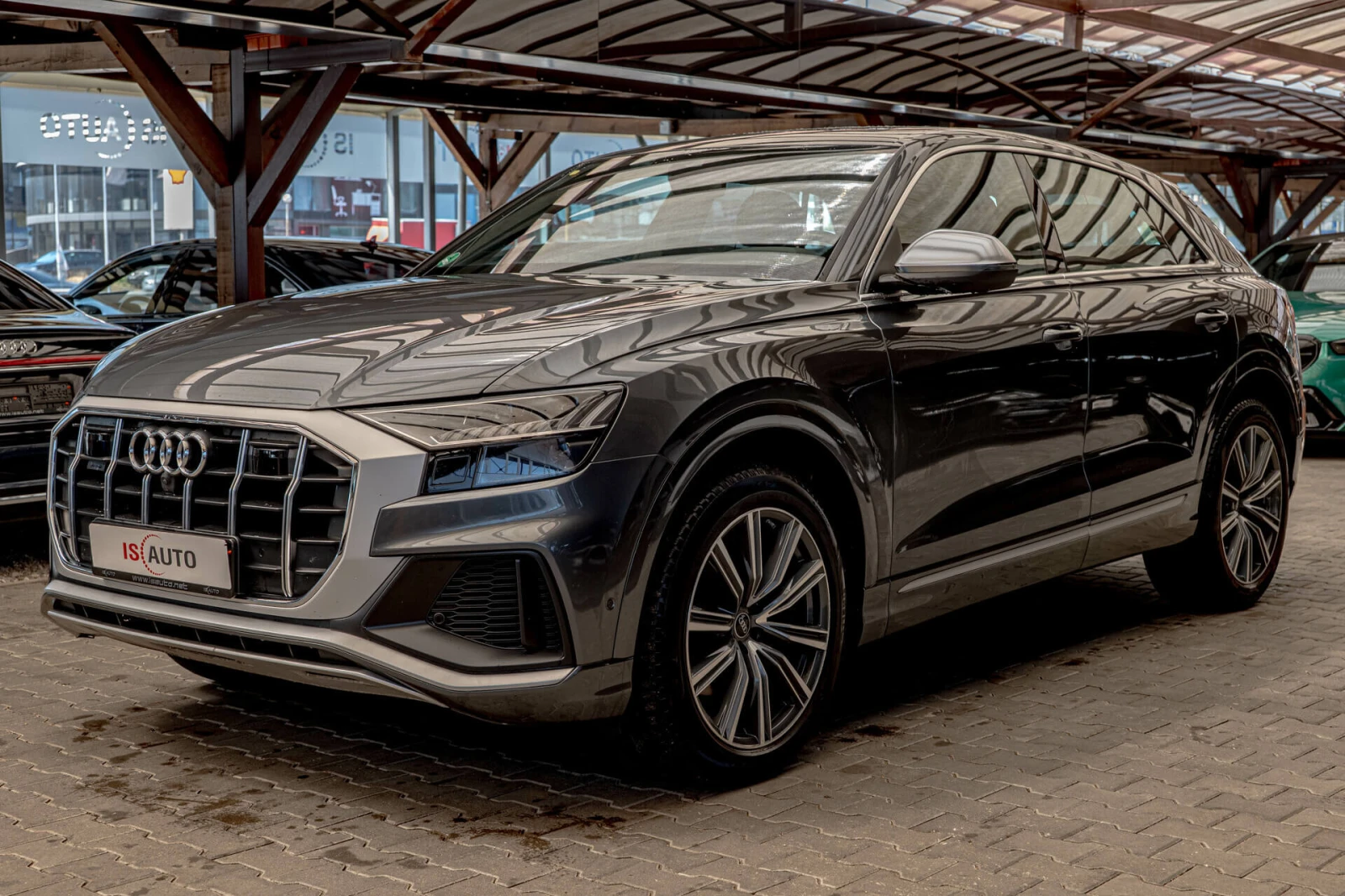 Audi SQ8 4.0TFSI/Bang&Olufsen/HD Matrix Led/Distronik/Панор, снимка 1