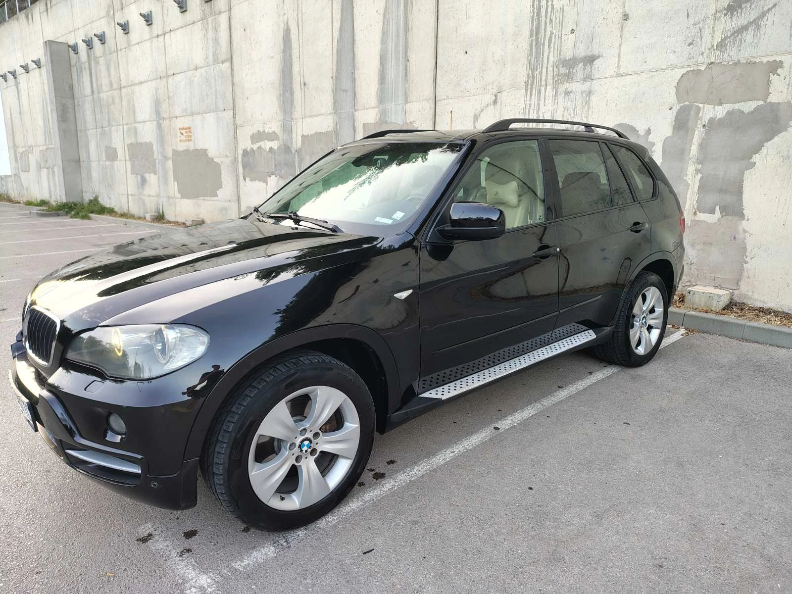 BMW X5 3.0D E70 - изображение 3