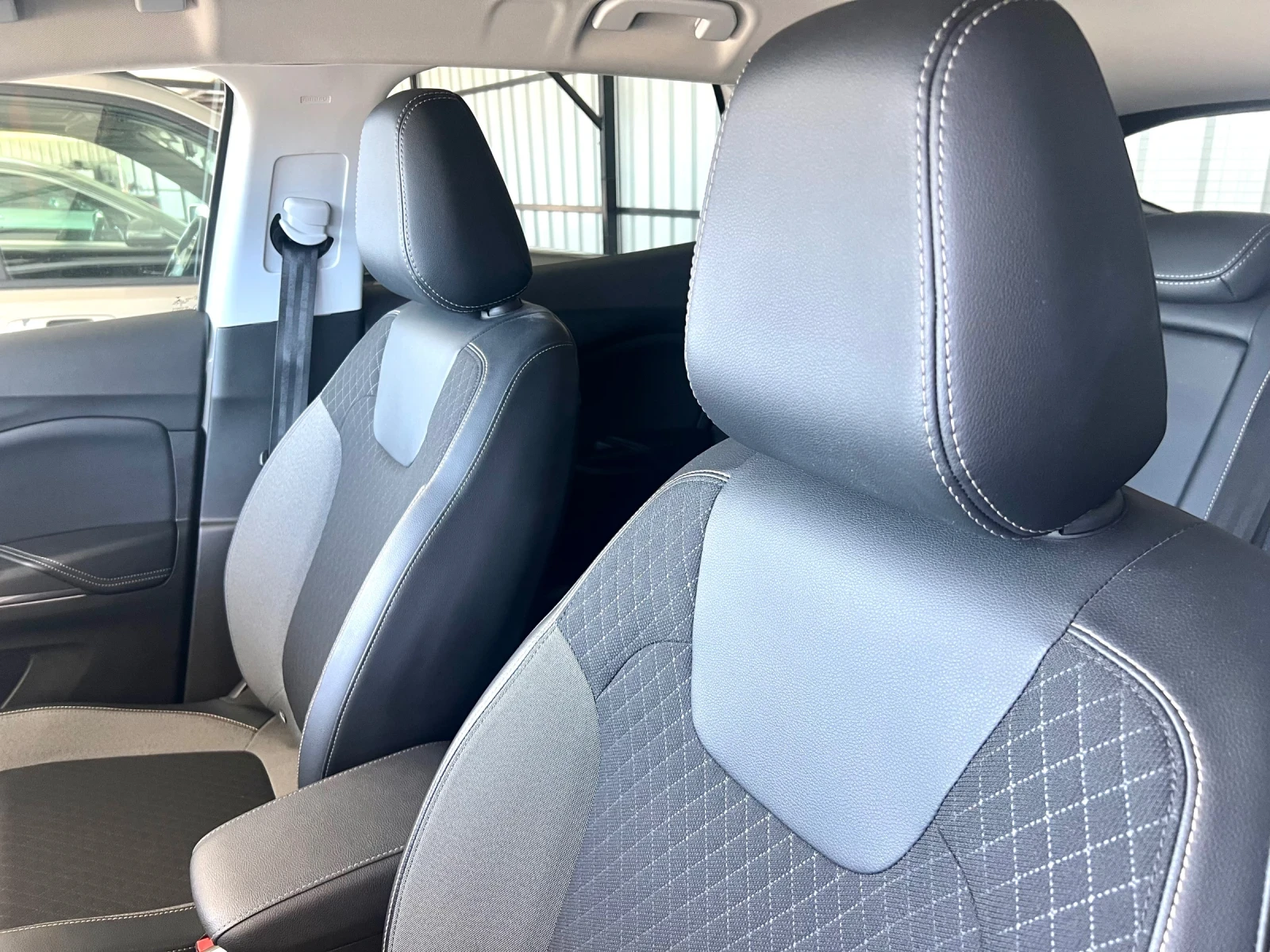 Opel Grandland X Plugin hibrid | Mobile.bg   14