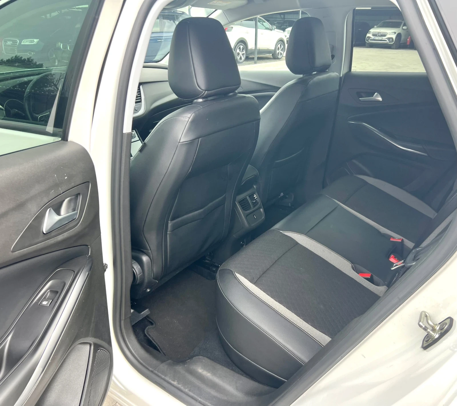 Opel Grandland X Plugin hibrid | Mobile.bg   16