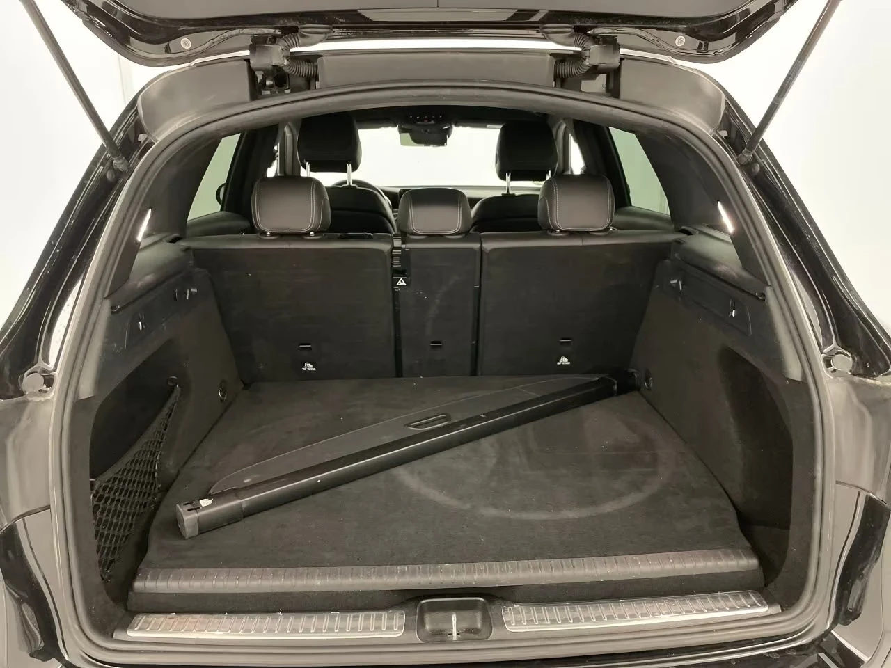 Mercedes-Benz GLC 300 de/AMG-LINE/306HP/4MATIC/9G/BURM/ACC/KLESS/767f - изображение 5