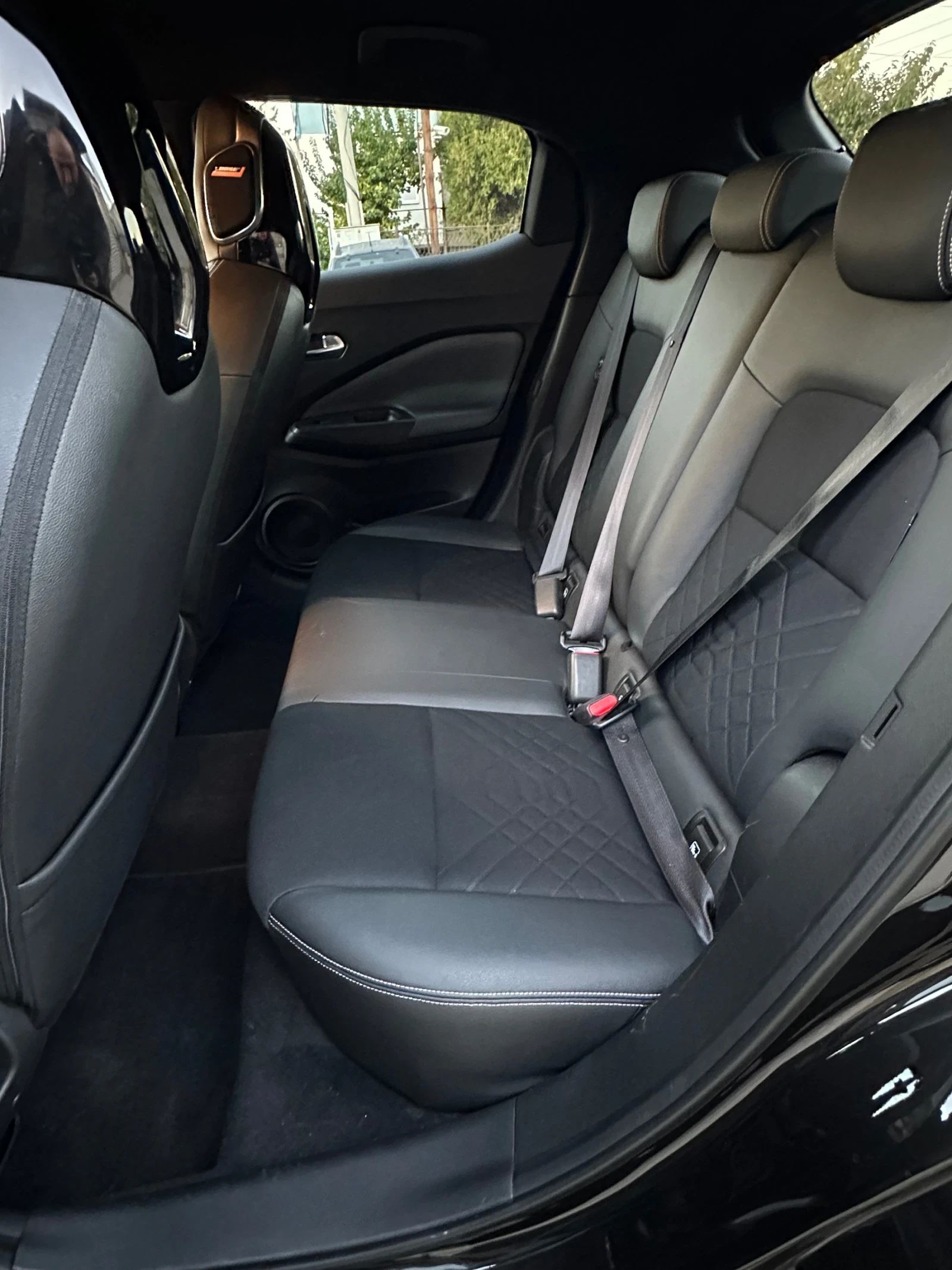 Nissan Juke 1.0 DIG-T N-Design DTC/4x4/ Нов внос Швейцария - изображение 9