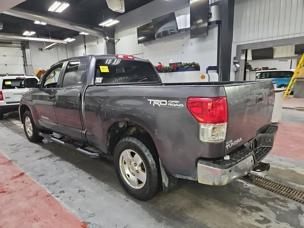 Toyota Tundra * SR5 CREW CAB STD BED * CARFAX * ��� ������������ | Mobile.bg � ����������� 4
