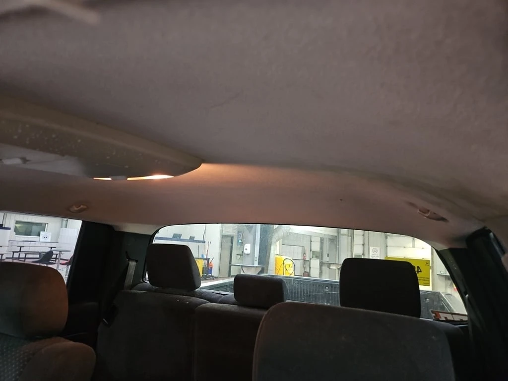 Toyota Tundra * SR5 CREW CAB STD BED * CARFAX * ��� ������������ | Mobile.bg � ����������� 11