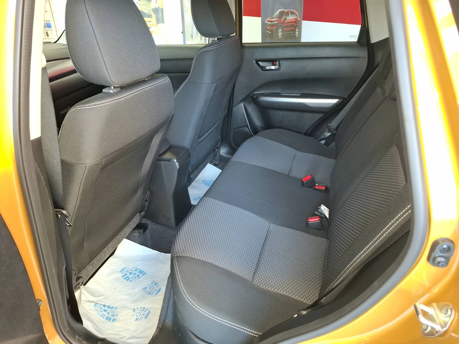 Suzuki Vitara  1.4 HYBRID 2WD GL+ 6AT-НОВ - изображение 6