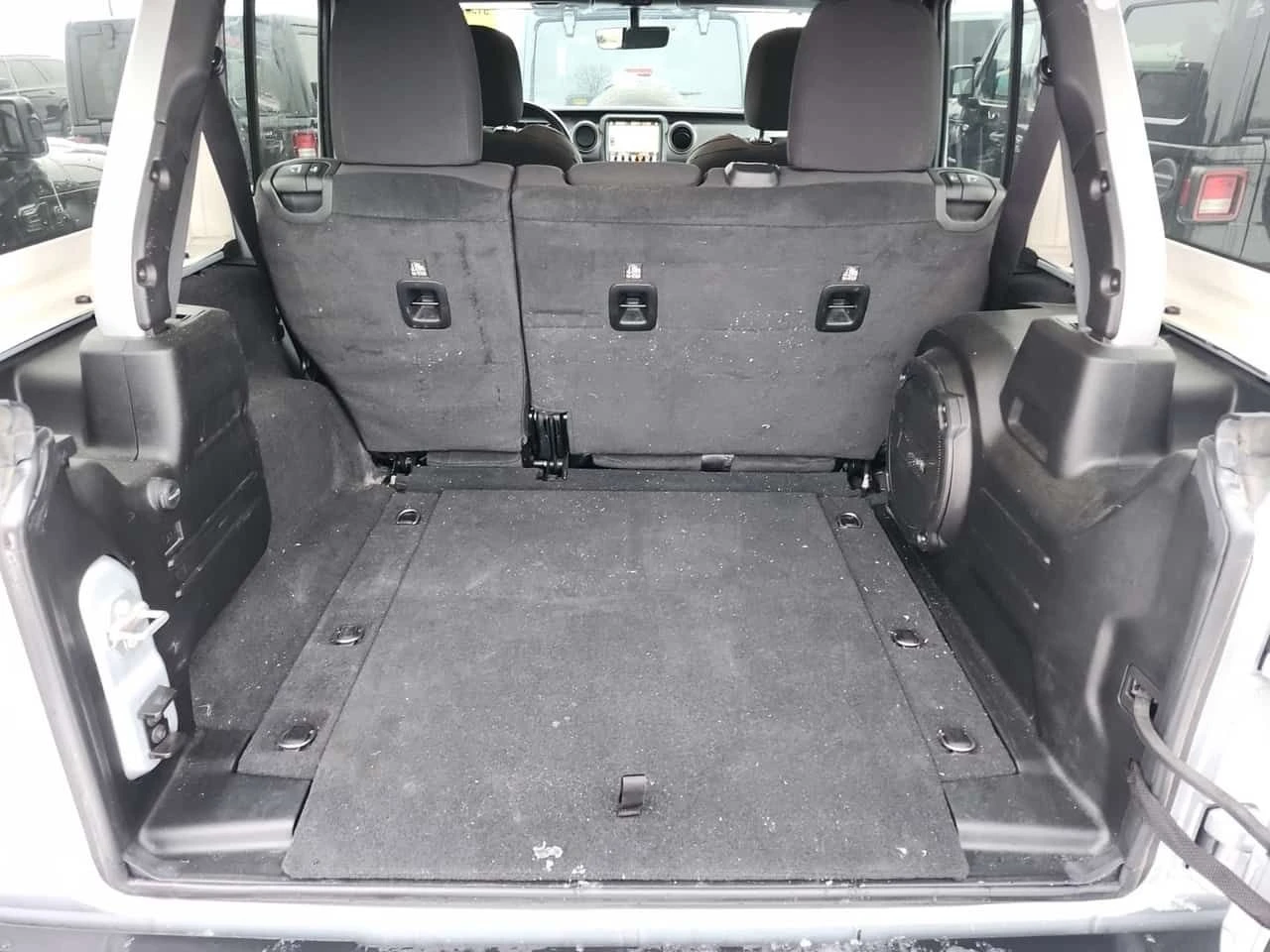 Jeep Wrangler WILLYS * CARFAX * Един собственик * Без инциденти , снимка 11 - Автомобили и джипове - 53894872