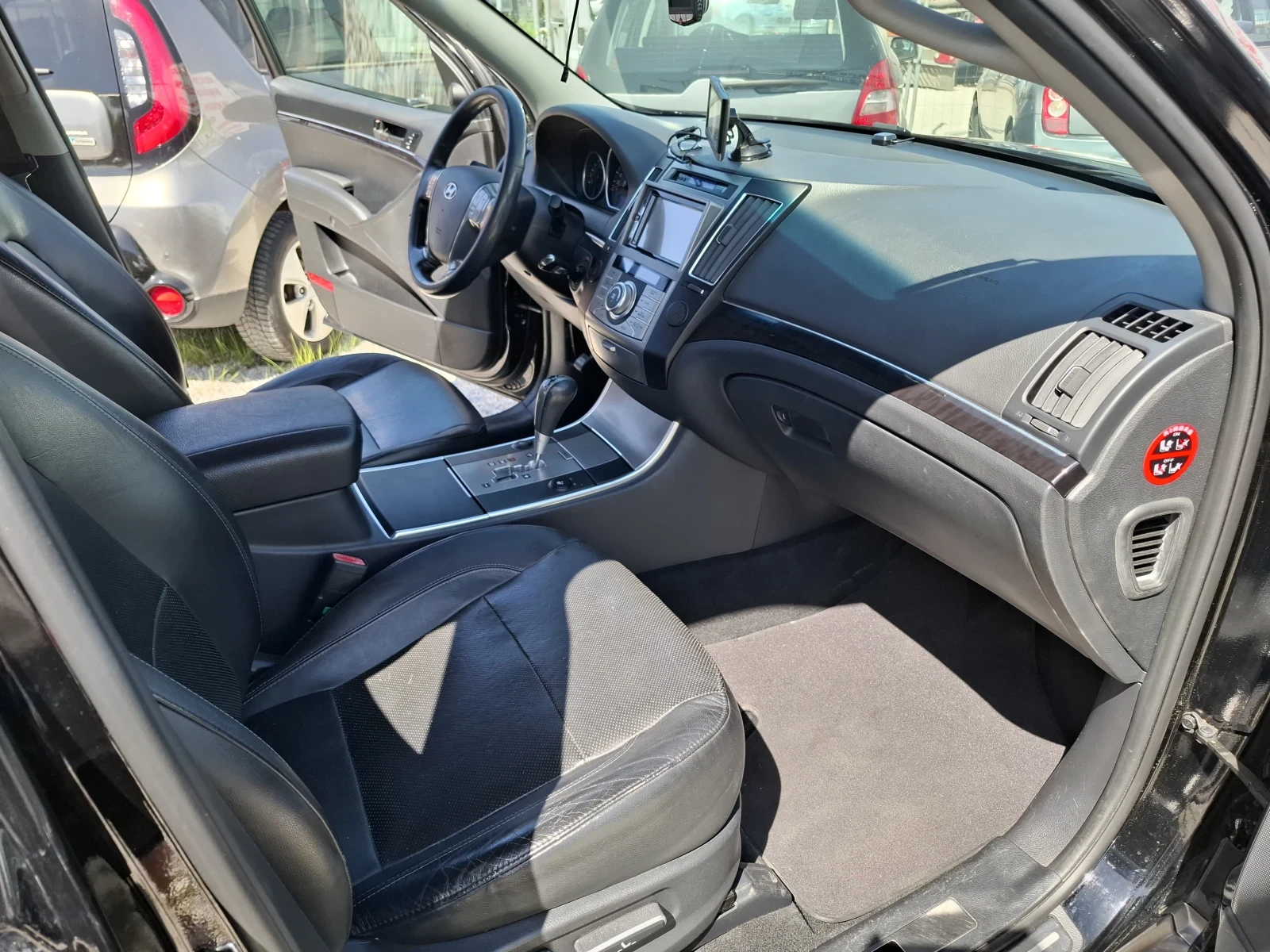 Hyundai IX55, снимка 10 - Автомобили и джипове - 54521957