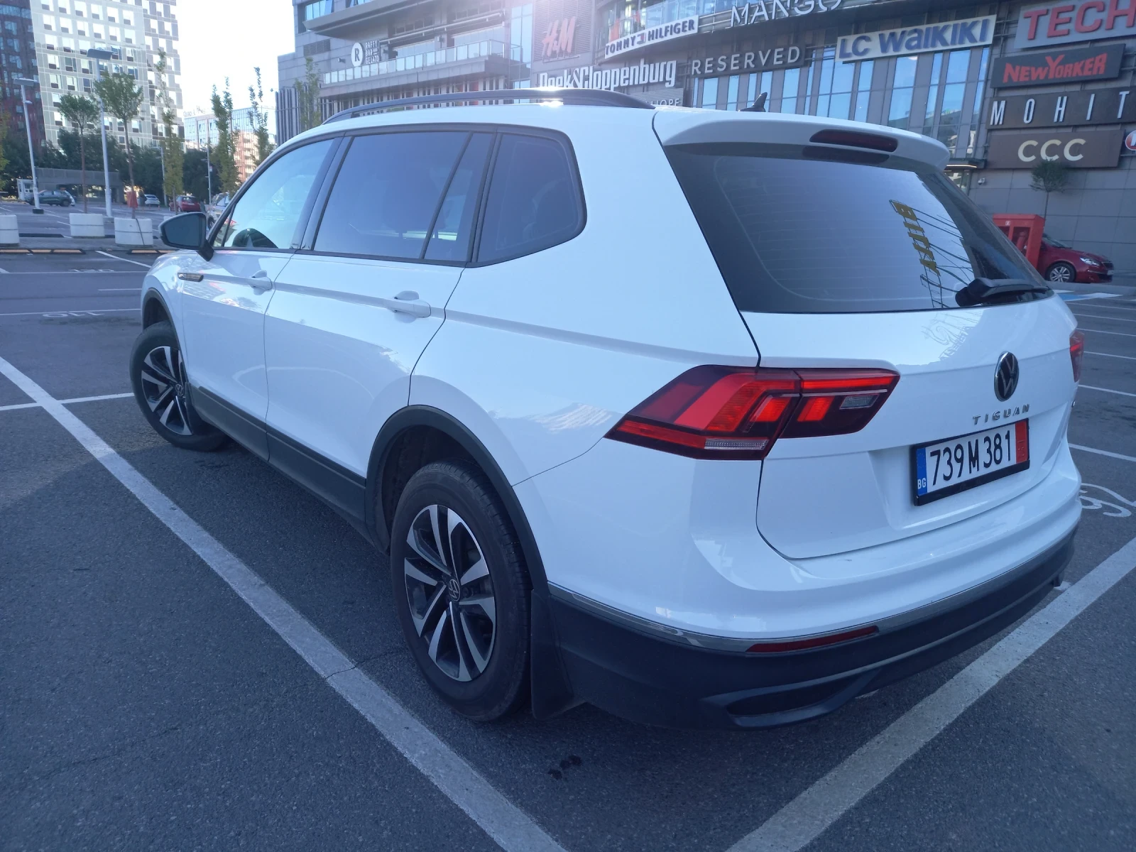 VW Tiguan 2.0 Tsi Allspace сервизна история, снимка 6 - Автомобили и джипове - 54773096