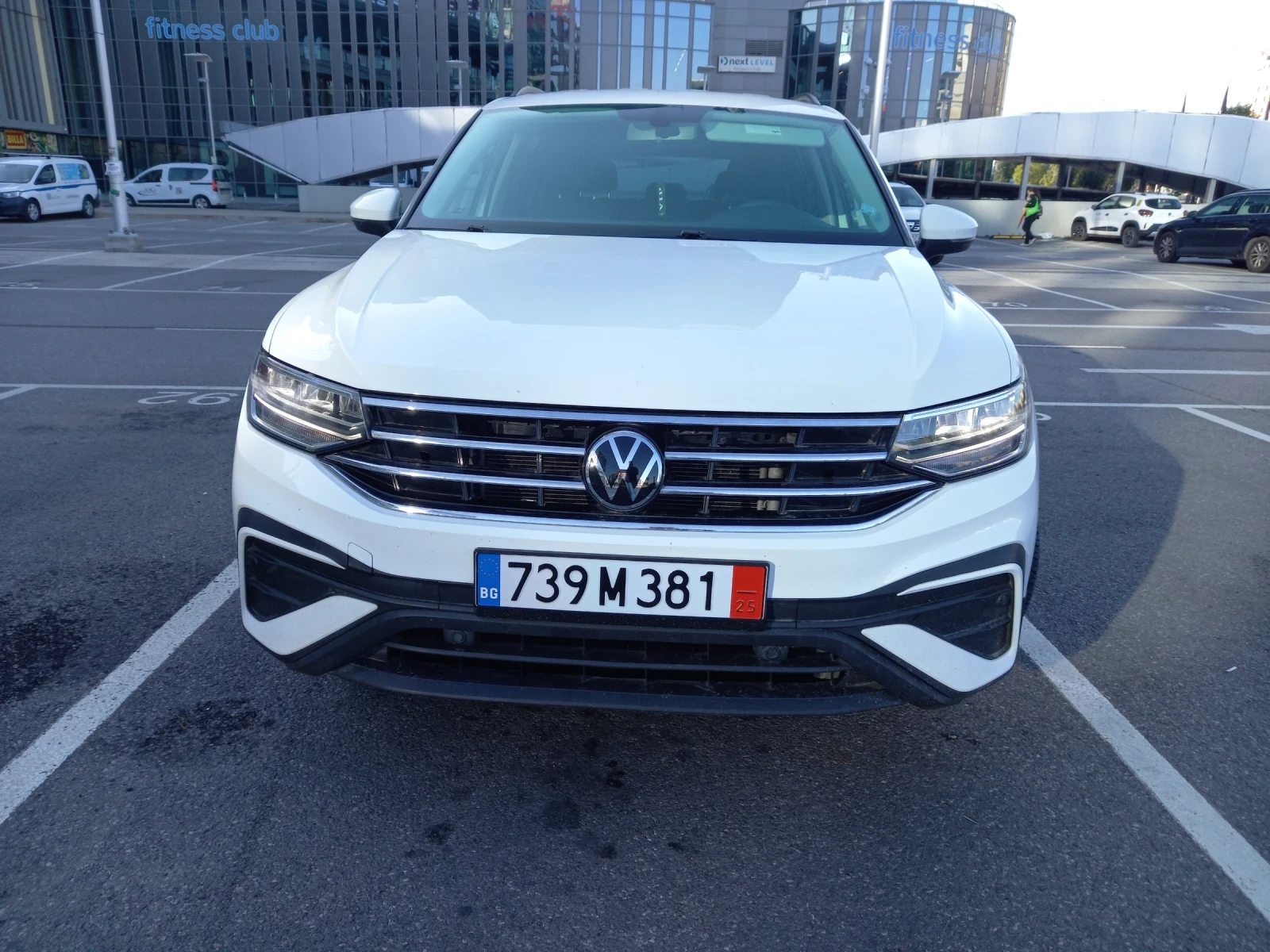 VW Tiguan 2.0 Tsi Allspace сервизна история, снимка 2 - Автомобили и джипове - 54773096