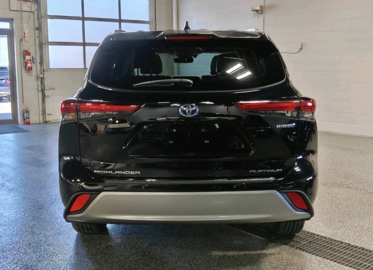 Toyota Highlander Hybrid | Platinum | Head up | Панорама | AWD | , снимка 4 - Автомобили и джипове - 55647212