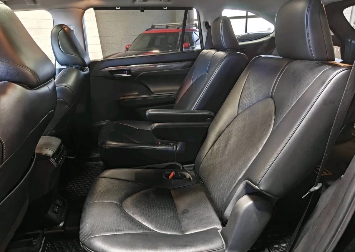 Toyota Highlander Hybrid | Platinum | Head up | Панорама | AWD | , снимка 13 - Автомобили и джипове - 55647212