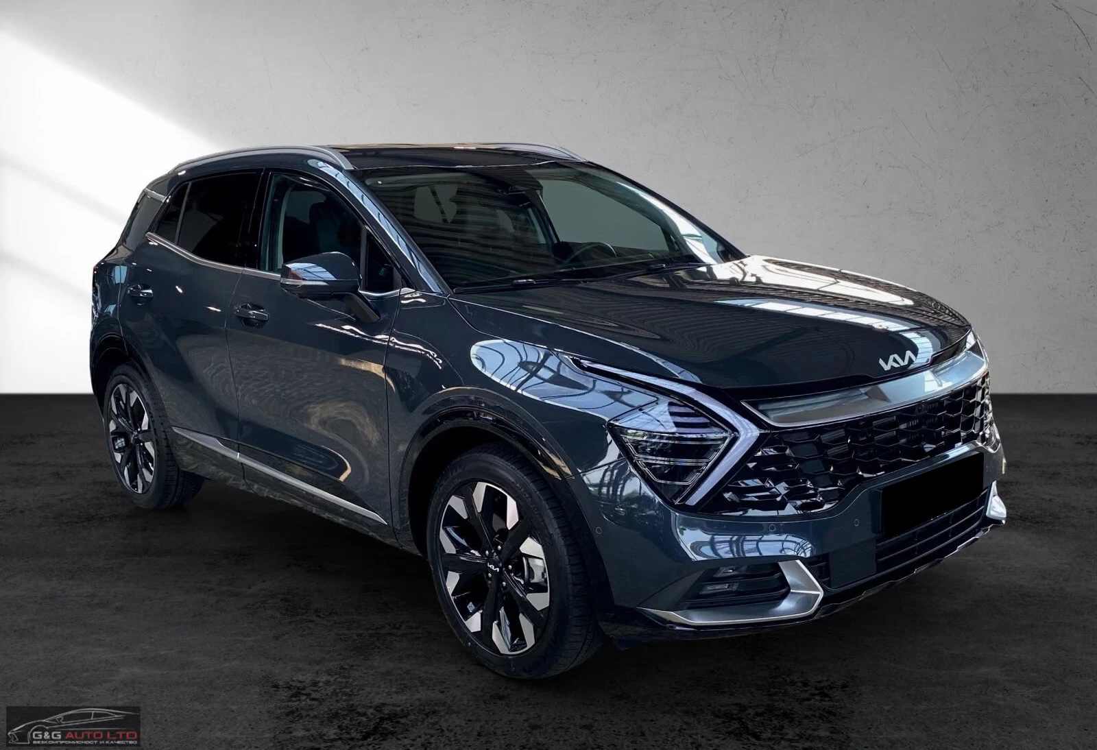 Kia Sportage PHEV/252HP/4WD/SPIRIT/360/LED/CPLAY/591q, снимка 4 - Автомобили и джипове - 55656424