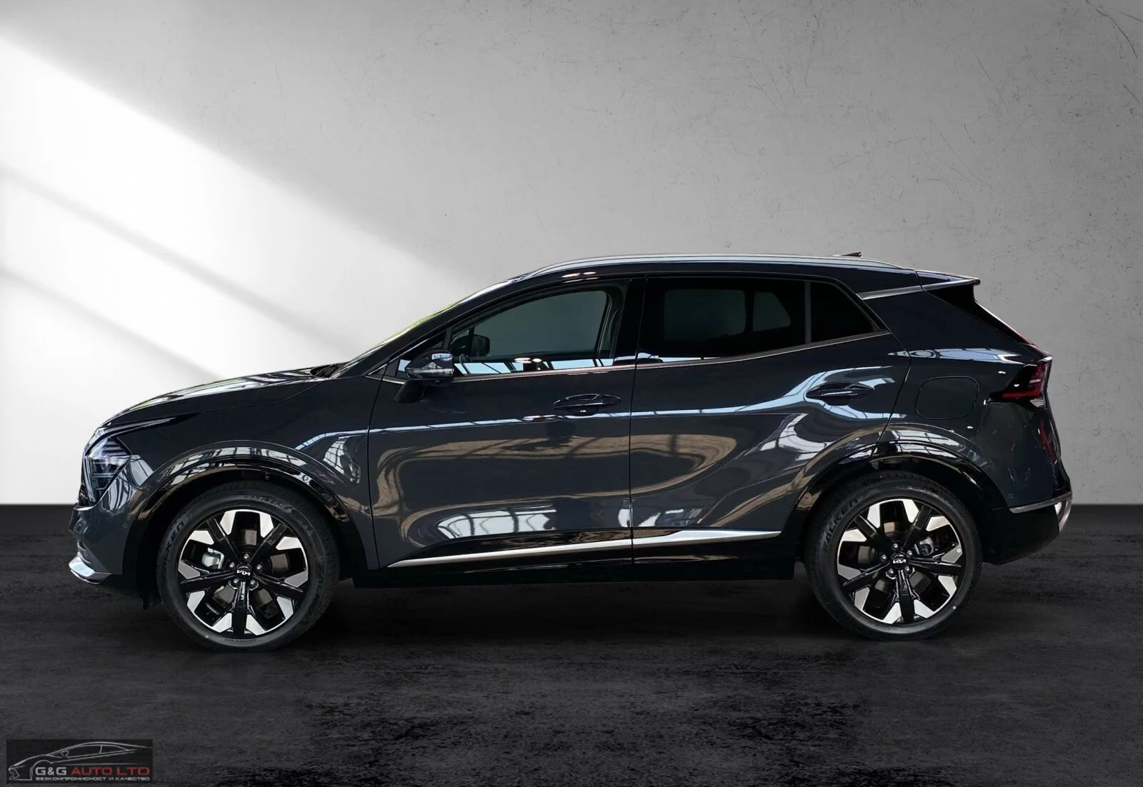 Kia Sportage PHEV/252HP/4WD/SPIRIT/360/LED/CPLAY/591q, снимка 2 - Автомобили и джипове - 55656424