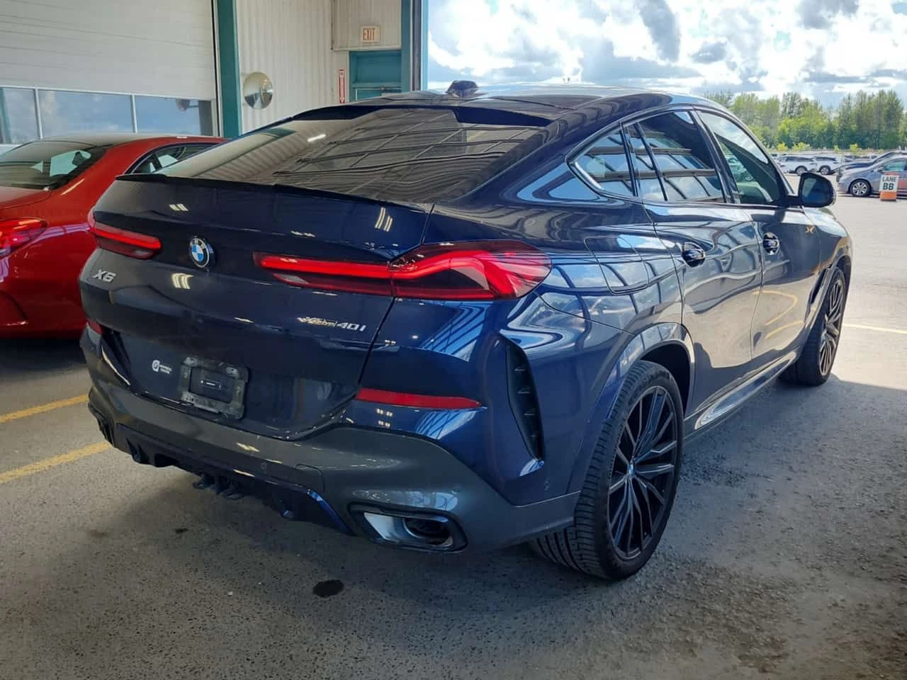 BMW X6 * XDRIVE40I* * АВТОКРЕДИТ БЕЗ ПЪРВОНАЧАЛНА ВНОСКА*, снимка 3 - Автомобили и джипове - 55696064