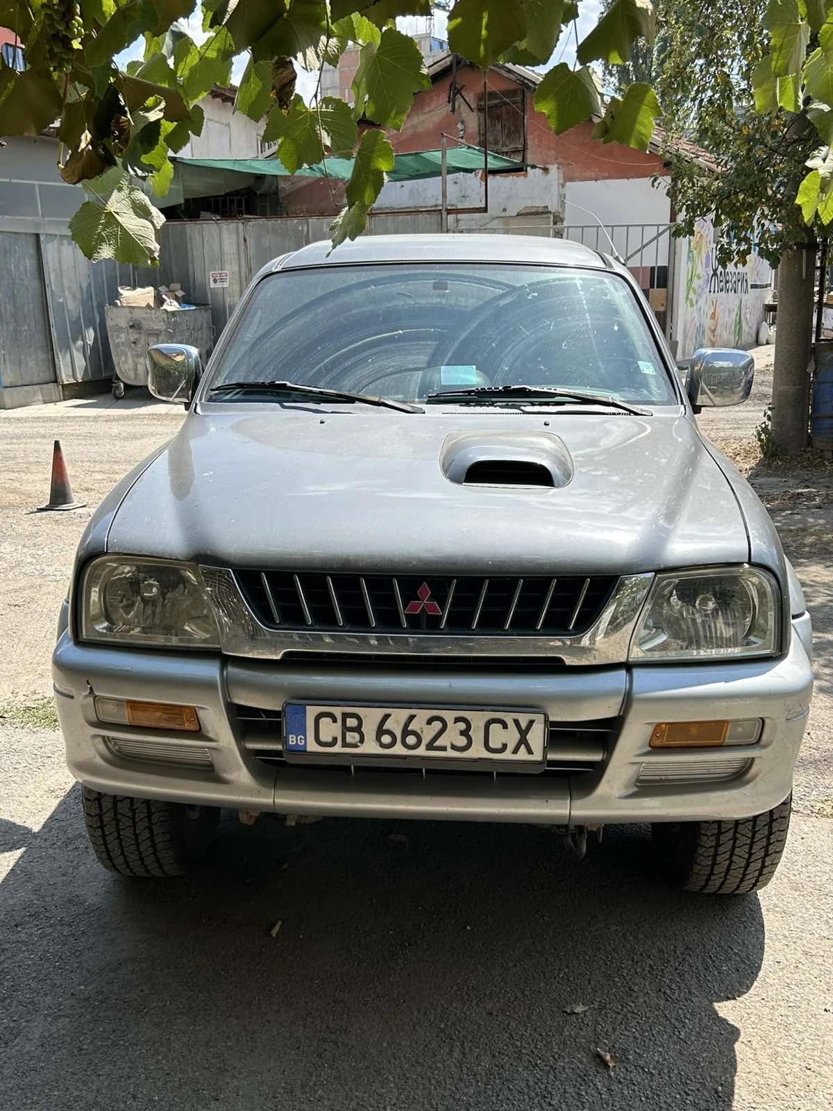Mitsubishi L200, снимка 2 - Автомобили и джипове - 55845539