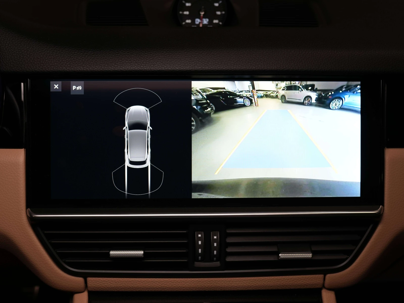 Porsche Cayenne * S | PREMIUM PLUS | BOSE | 21 IN| ФИКСИРАНА ЦЕНА, снимка 16 - Автомобили и джипове - 56058375