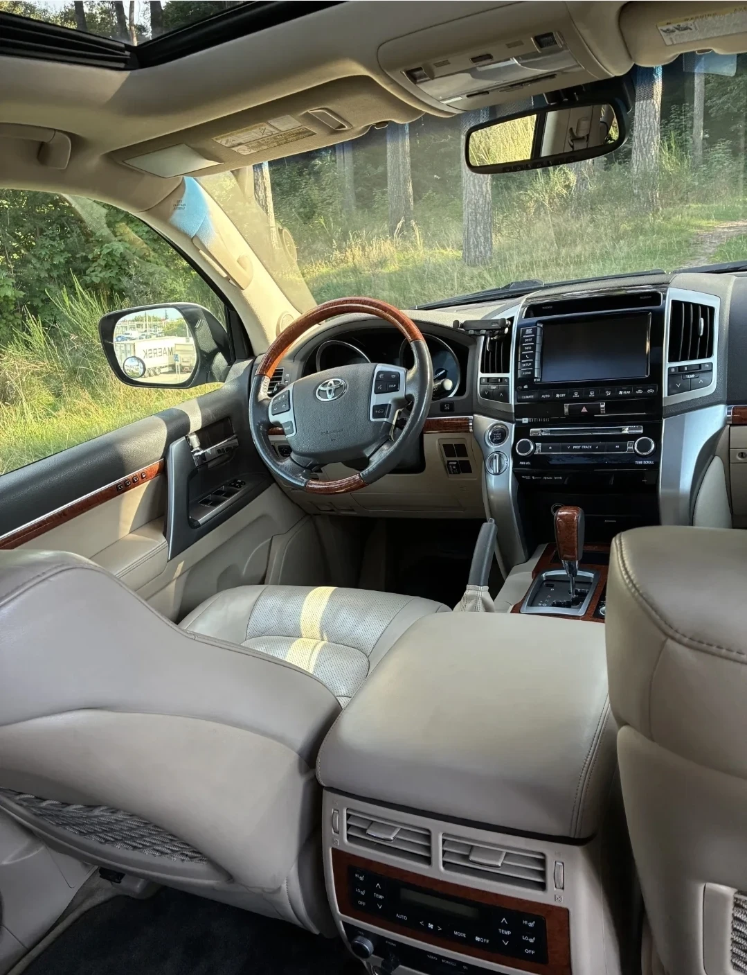 Toyota Land cruiser 5.7LPG, снимка 9 - Автомобили и джипове - 56688355