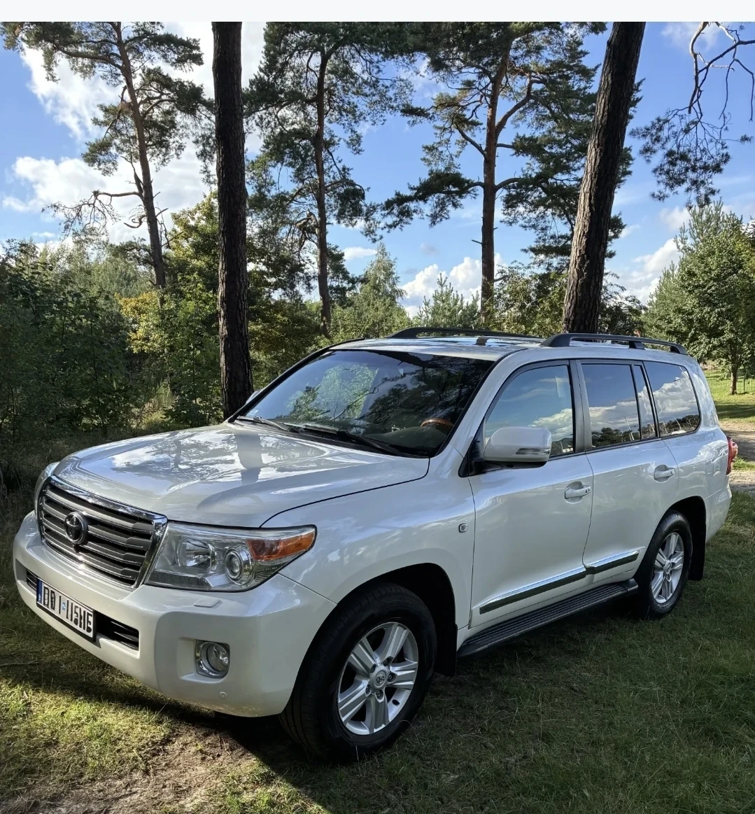 Toyota Land cruiser 5.7LPG, снимка 2 - Автомобили и джипове - 56688355