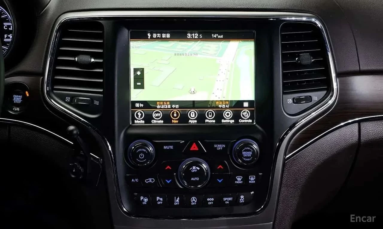 Jeep Cherokee, снимка 14 - Автомобили и джипове - 56730322