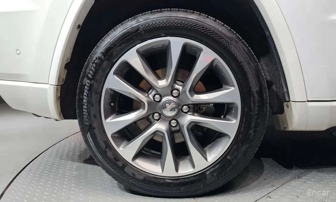 Jeep Cherokee, снимка 5 - Автомобили и джипове - 56730322