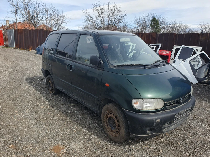 Nissan Serena 2.3d/на части , снимка 1 - Бусове и автобуси - 39944507