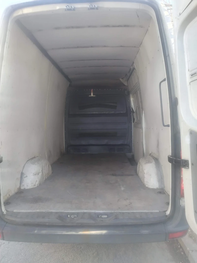 VW Crafter, снимка 11 - Бусове и автобуси - 49342446