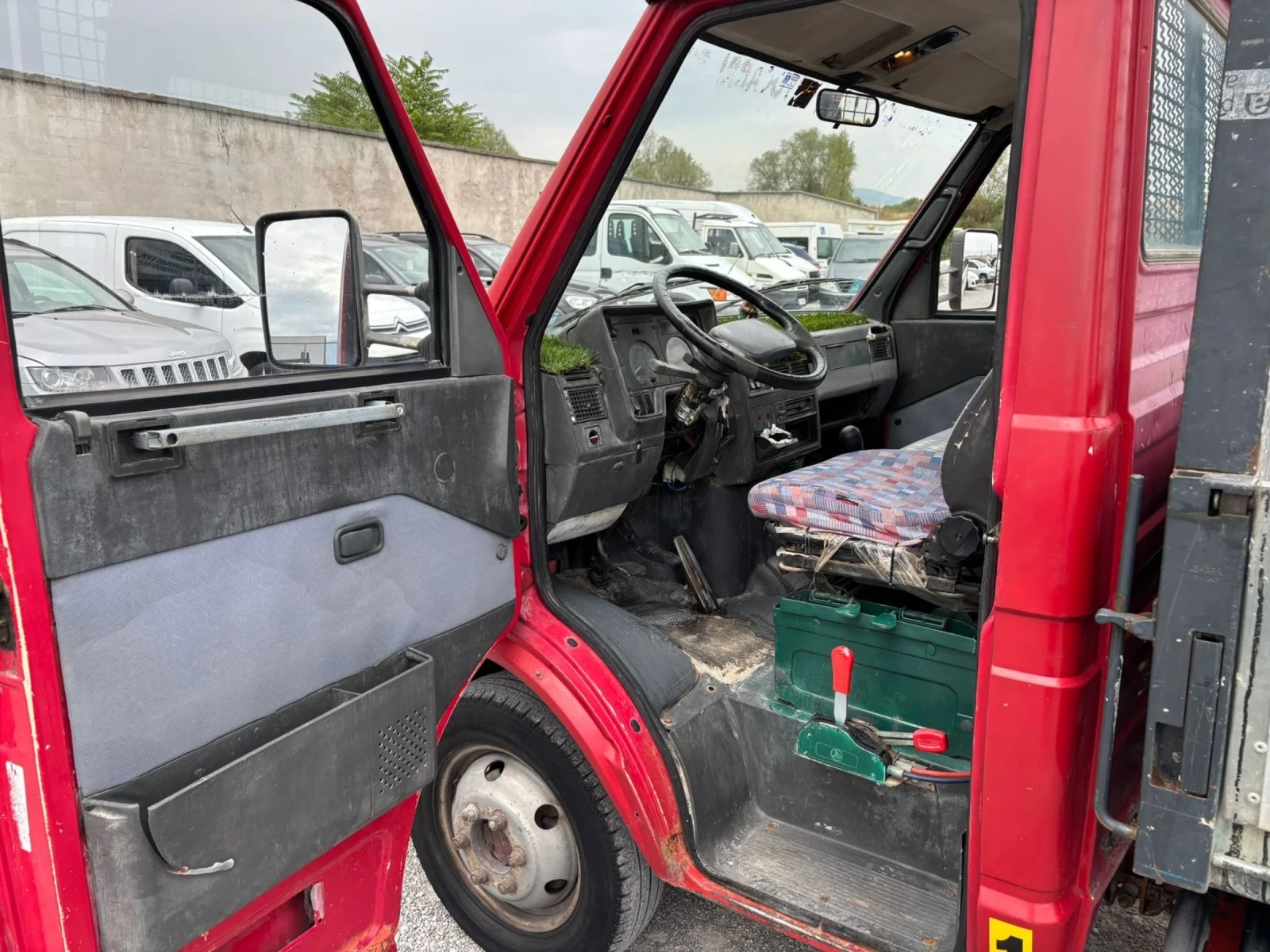 Iveco Daily 35/12 2.8тд - изображение 9