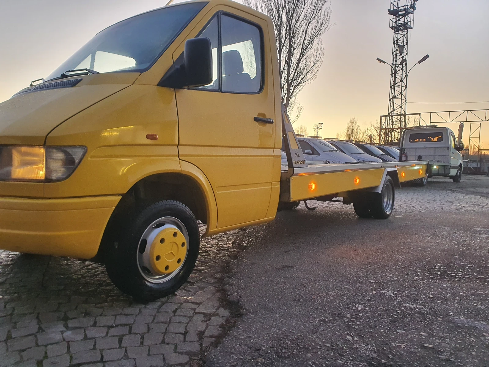 Mercedes-Benz Sprinter 412 Пътна помощ, автовоз - изображение 4
