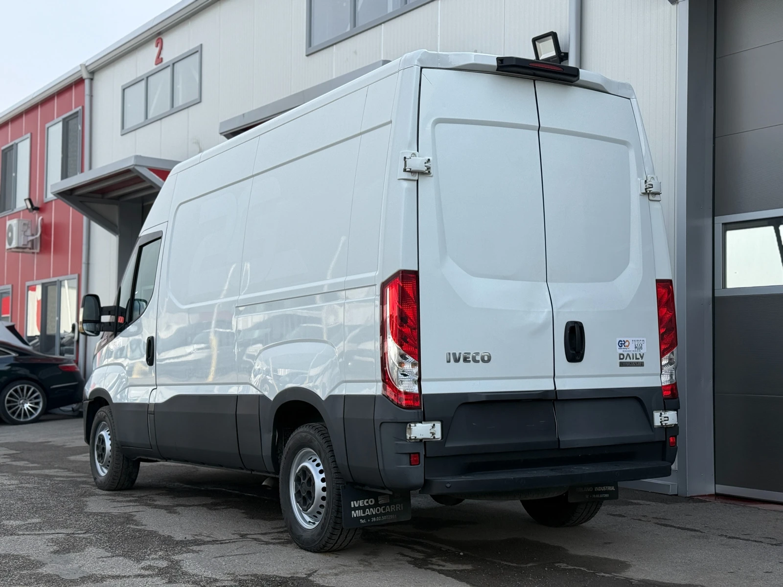 Iveco Daily 2.3 , снимка 3 - Бусове и автобуси - 53732716