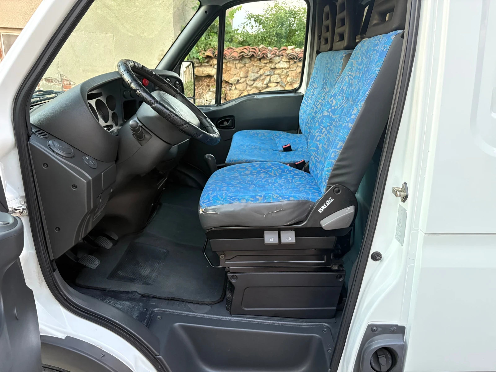 Iveco Daily 2.8TDI, снимка 9 - Бусове и автобуси - 55270538