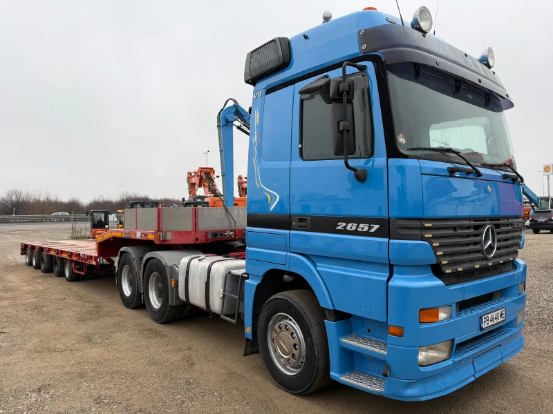Mercedes-Benz Actros 2657 КОМПОЗИЦИЯ GOLFHOFER 5 ОСИ, снимка 2 - Камиони - 53212291