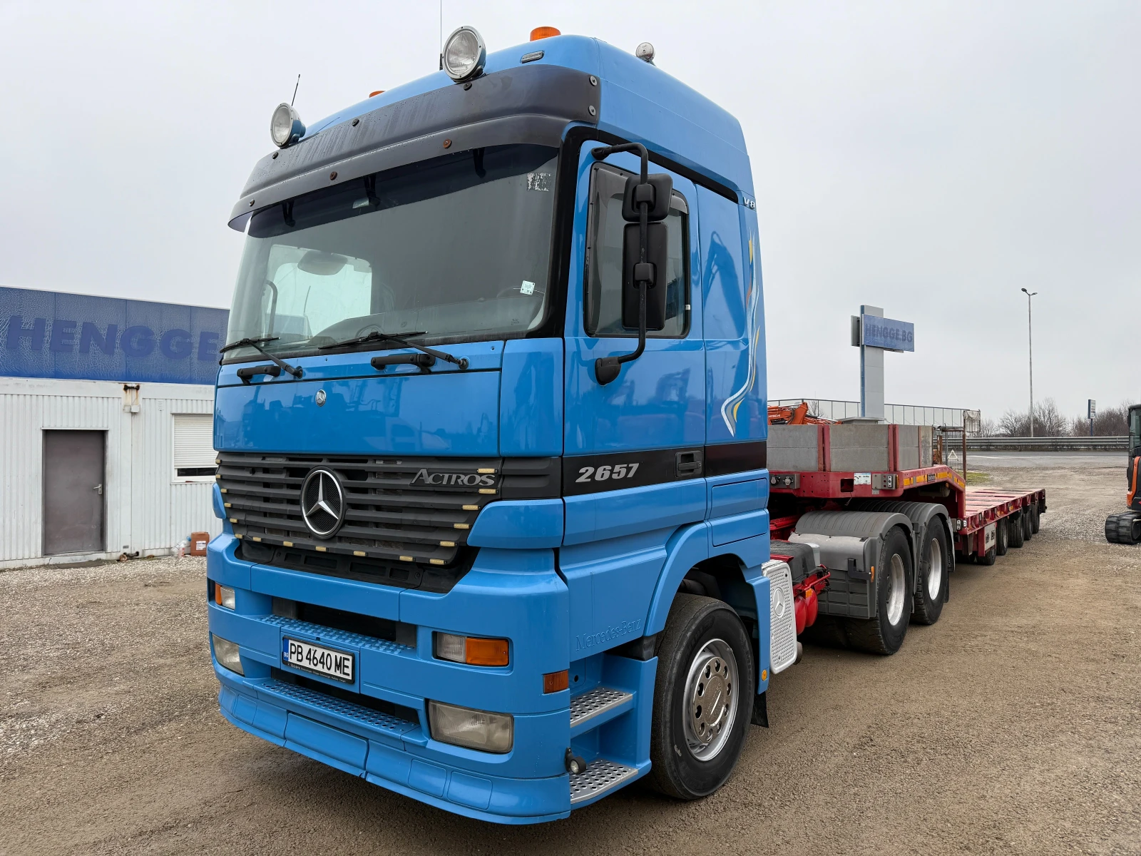 Mercedes-Benz Actros 2657 КОМПОЗИЦИЯ GOLFHOFER 5 ОСИ - изображение 4