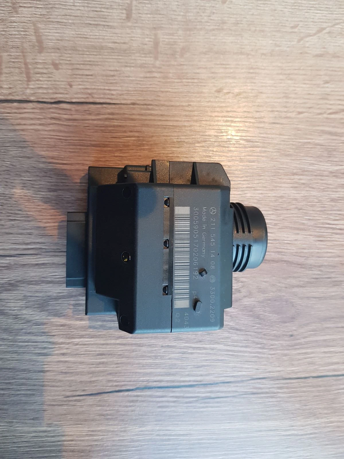 Ignition Switch Modul� EZS Control Unit Keyless System �� ����� �� ��������� ������ Mercedess Benz  | Mobile.bg � ����������� 1