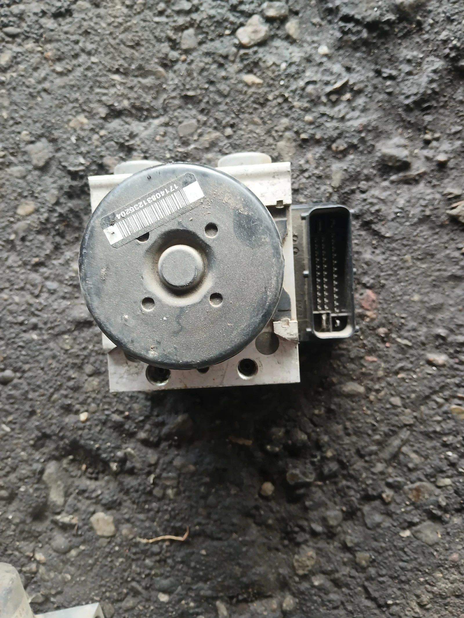 13356789 ABS помпа Opel Astra J, снимка 3 - Части - 54779255