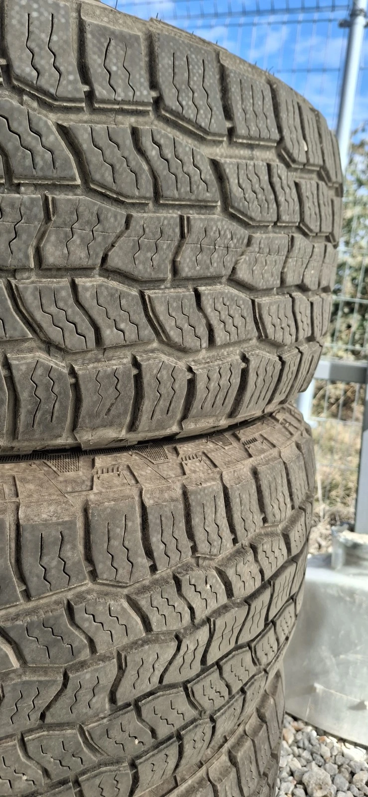 Гуми Всесезонни 245/65R17, снимка 2 - Гуми и джанти - 52003696