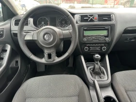 VW Jetta 1.6 TDI- РЕГИСТРИРАНА, снимка 10