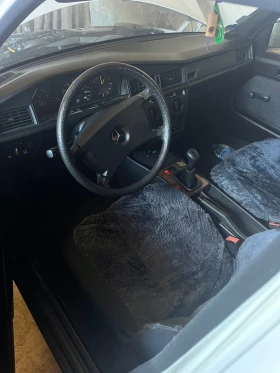 Mercedes-Benz 190, снимка 2