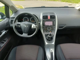 Toyota Auris 2.0, снимка 9