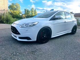 Ford Focus ST-250к.с., снимка 4