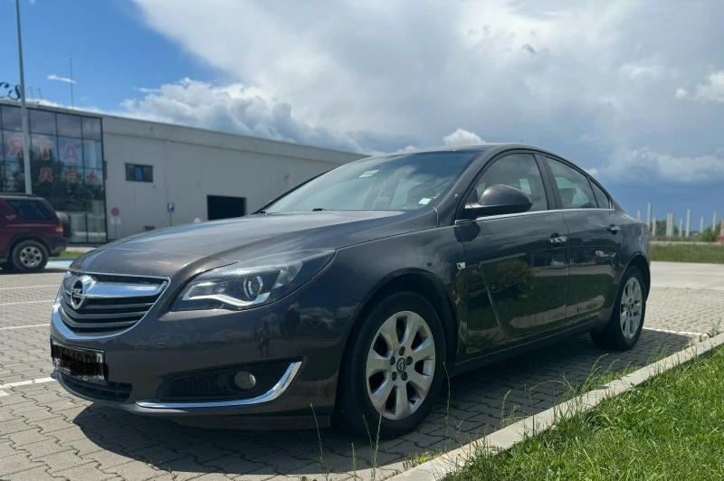 Opel Insignia, снимка 5 - Автомобили и джипове - 47252654