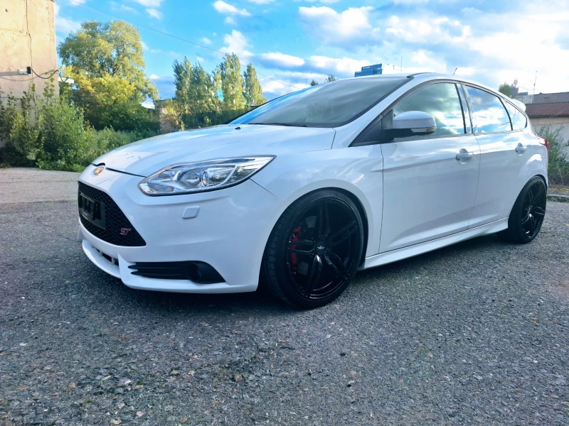 Ford Focus ST-250к.с., снимка 4 - Автомобили и джипове - 47560130