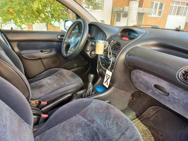 Peugeot 206, снимка 2 - Автомобили и джипове - 47864649