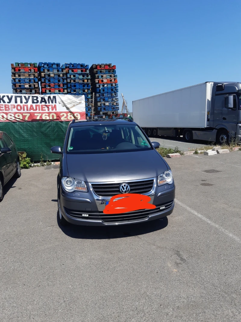 VW Touran, снимка 1 - Автомобили и джипове - 48553900