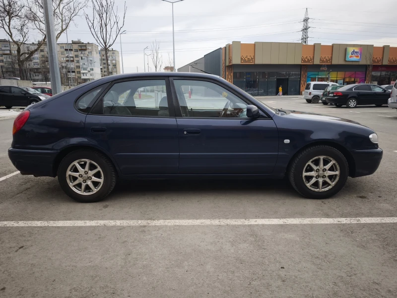 Toyota Corolla 1.6 16V VVT-i, снимка 4 - Автомобили и джипове - 49471465