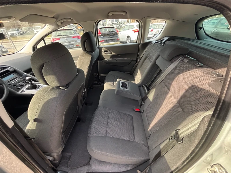 Peugeot 3008 1.6 HDI, снимка 11 - Автомобили и джипове - 52826310