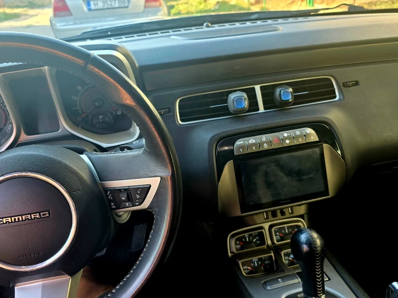 Chevrolet Camaro, снимка 9 - Автомобили и джипове - 52891354