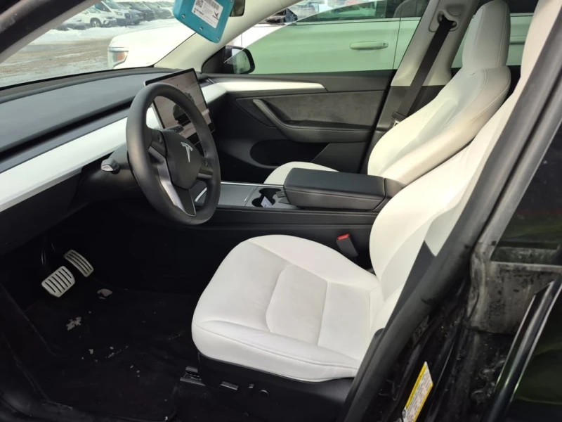 Tesla Model Y * PERFORMANCE * CARFAX * БЕЗ ПЪРВОНАЧАЛНА ВНОСКА, снимка 5 - Автомобили и джипове - 53153906